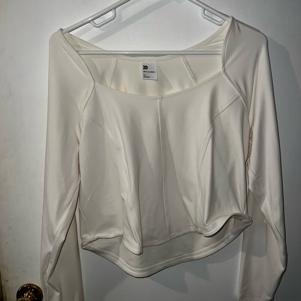 All in Motion White Long Sleeve Women's Top